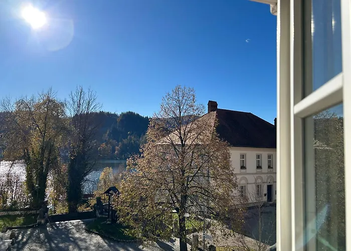 Old Parish House 4* Bled