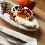 أولد باريش هاوس بليد