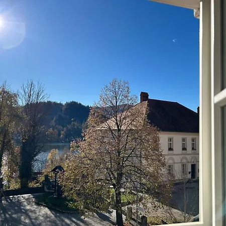 Old Parish House 4* Bled