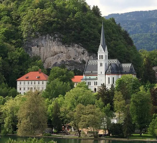 krevet i doručak Old Parish House Bled